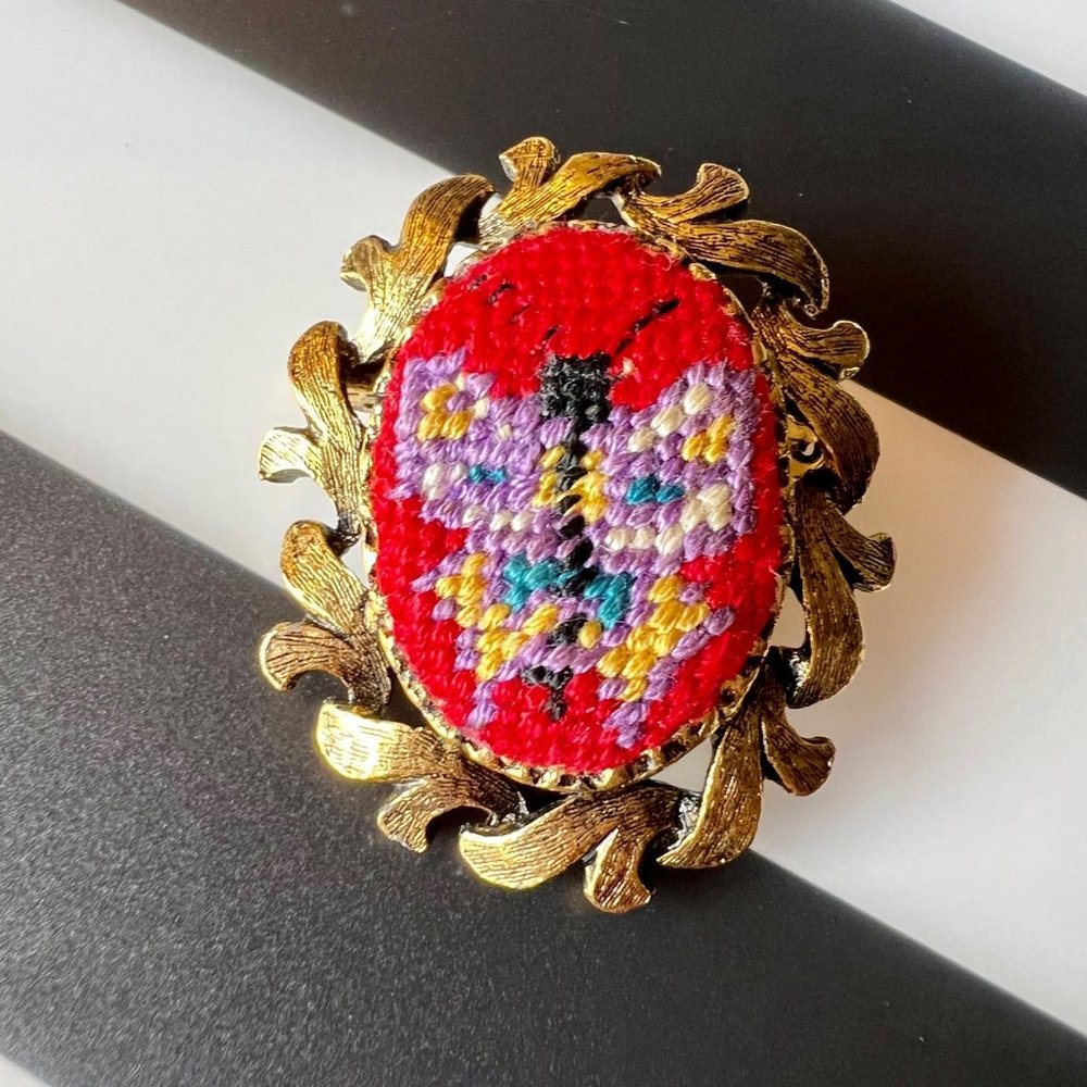Vintage Cross Stitch Butterfly Gold Tone Costume Estate Brooch